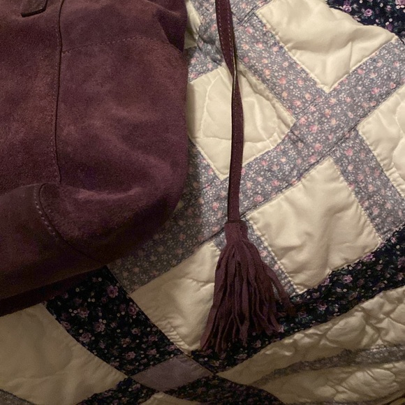 Michael Kors Large Rare Purple Suede Handbag - Picture 3 of 7